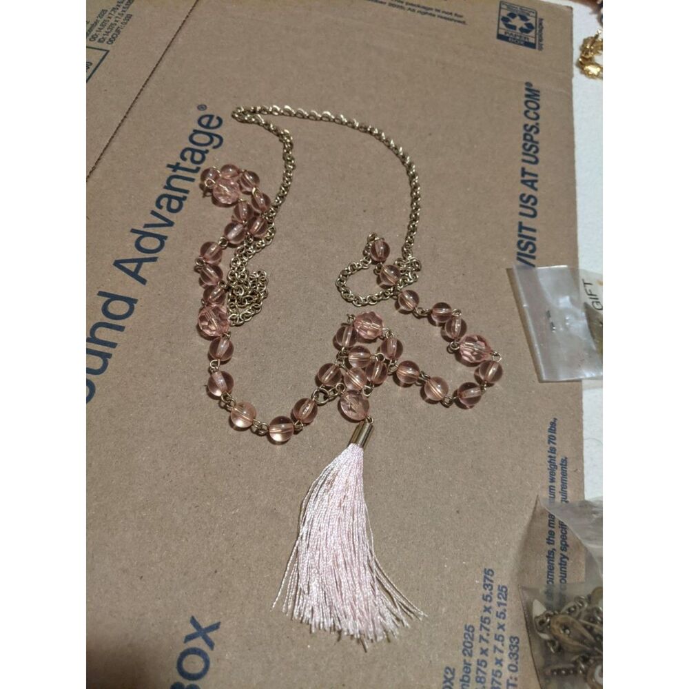 Gold Chain Long Statement Necklace Pink Beads & Fringe Tassel Pendant Boho - Picture 1 of 1